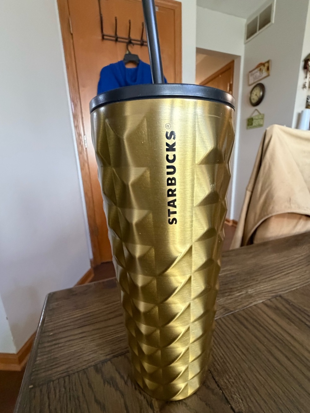 Starbucks Metallic Gold Textured Tumbler with Black Lid and Straw